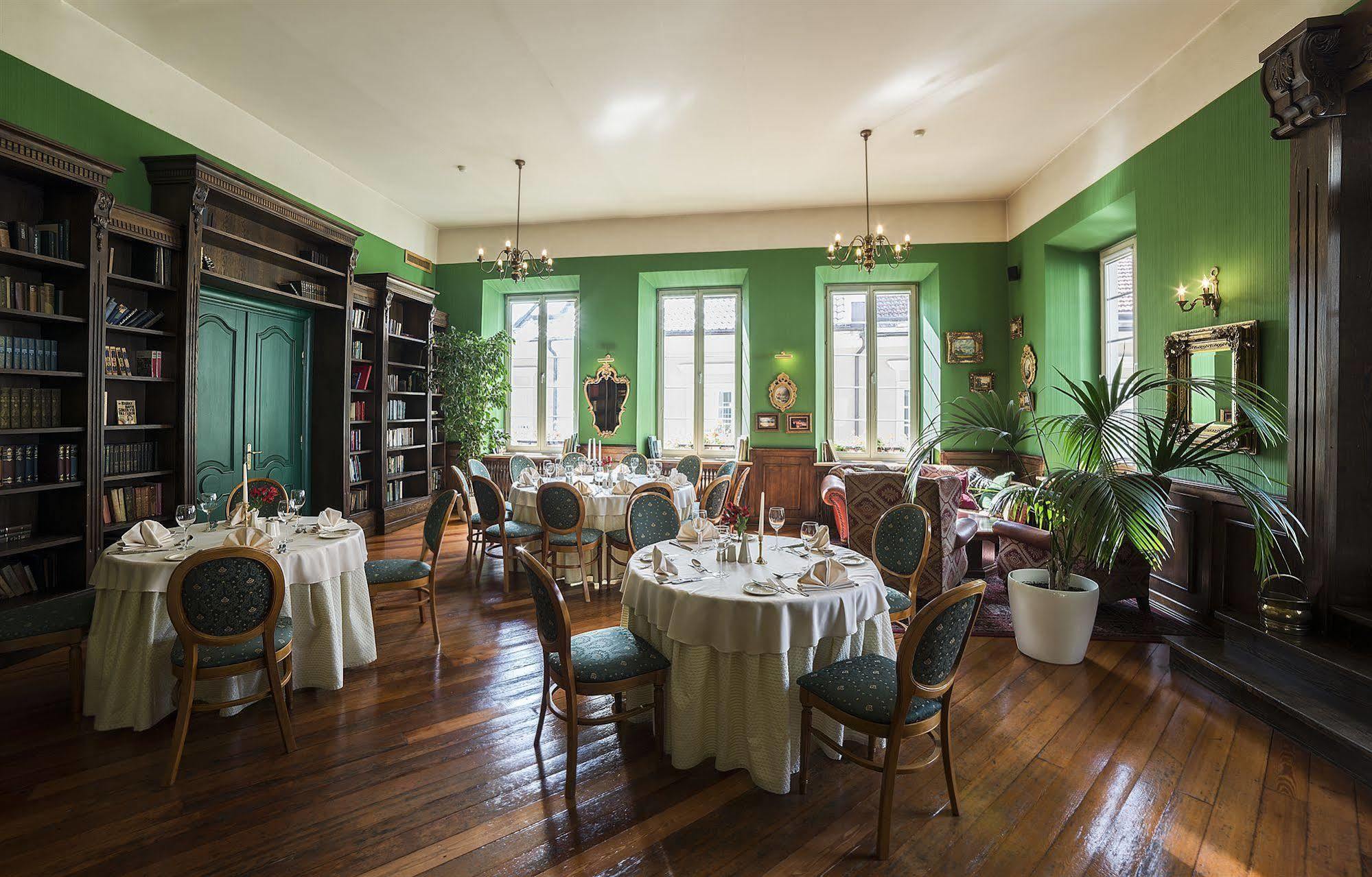 Shakespeare Boutique 4* Vilna