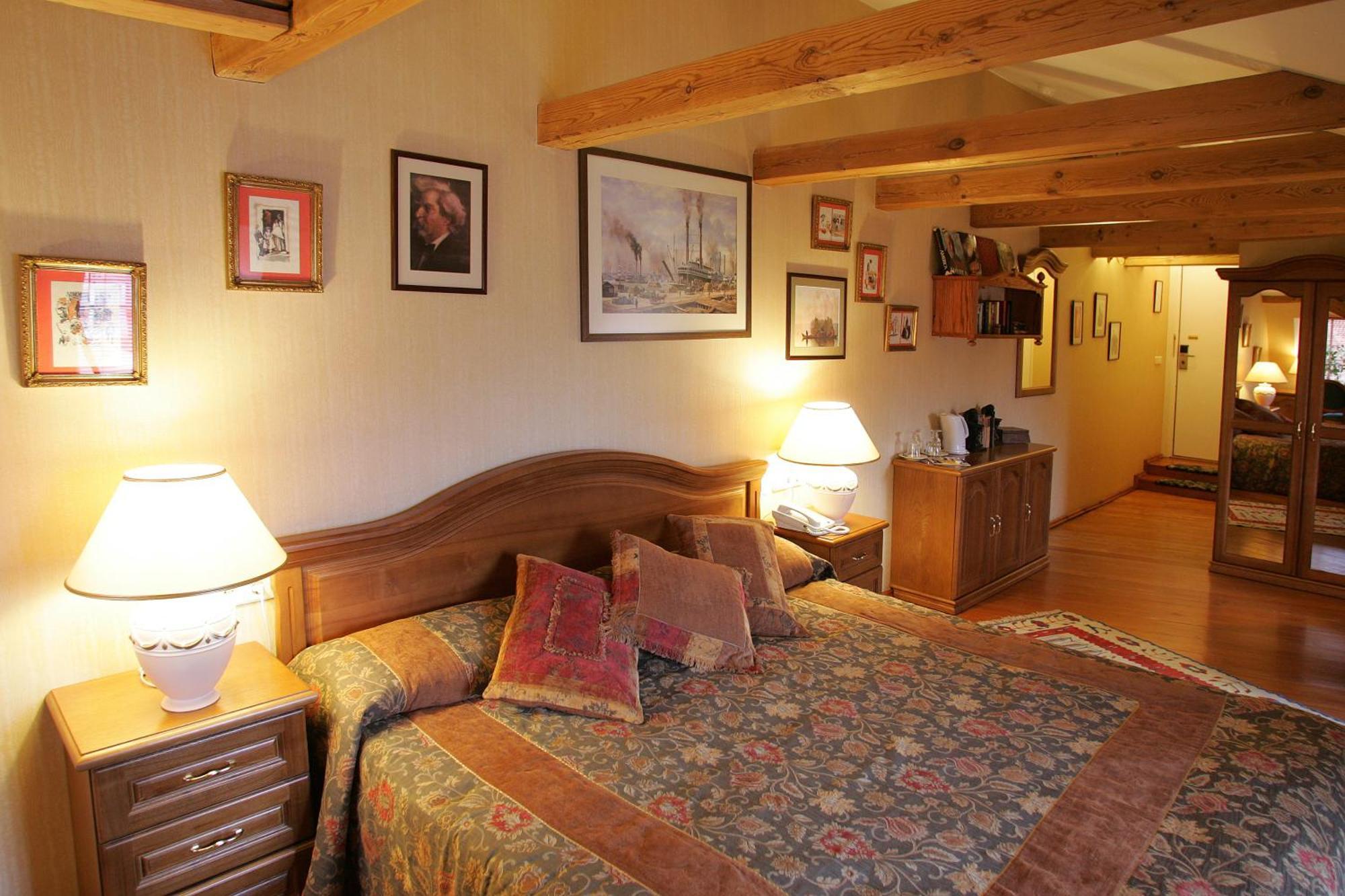 Отель Shakespeare Boutique 4*